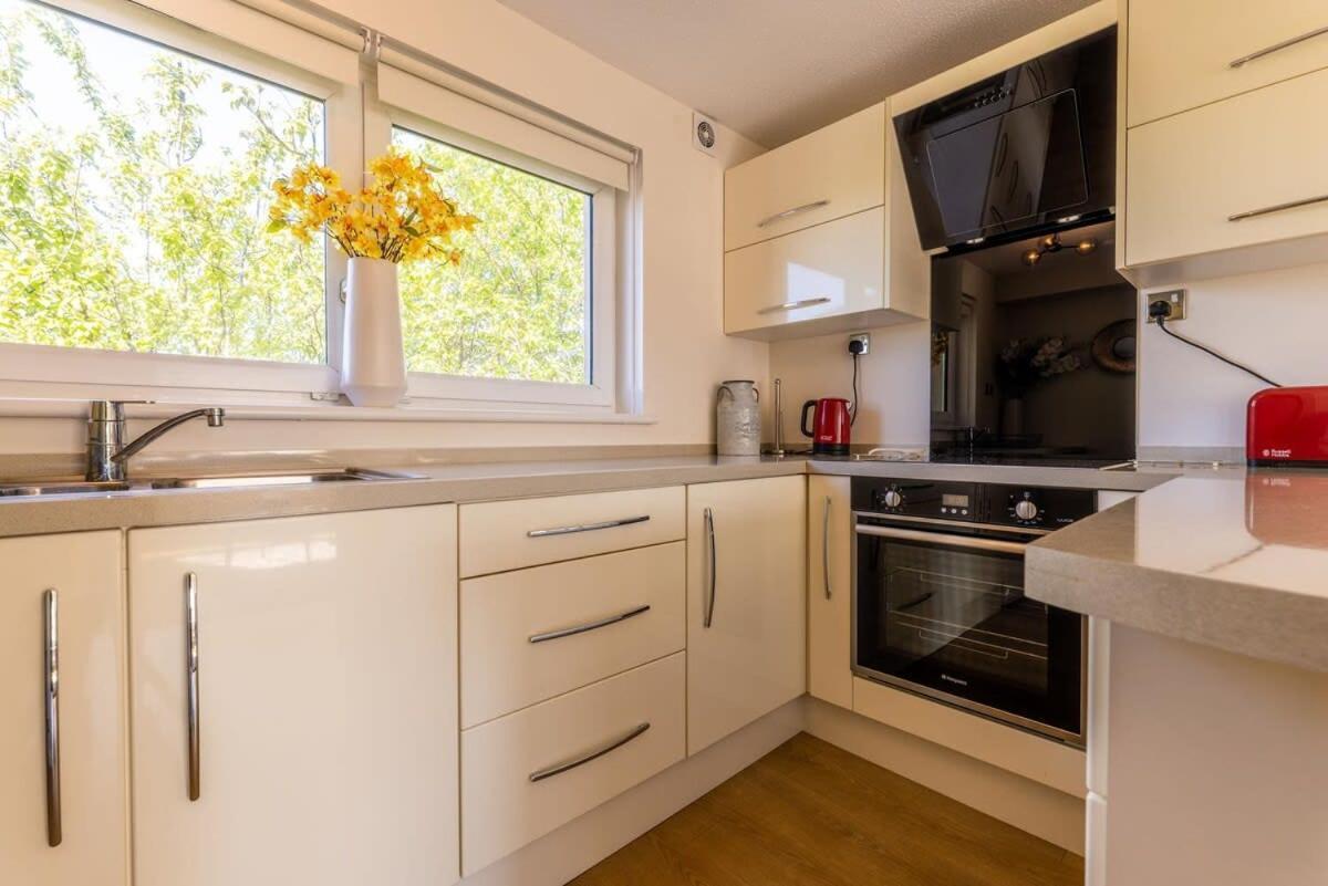 Stunning City Centre 1 Bed With Free Parking Glasgow Zewnętrze zdjęcie